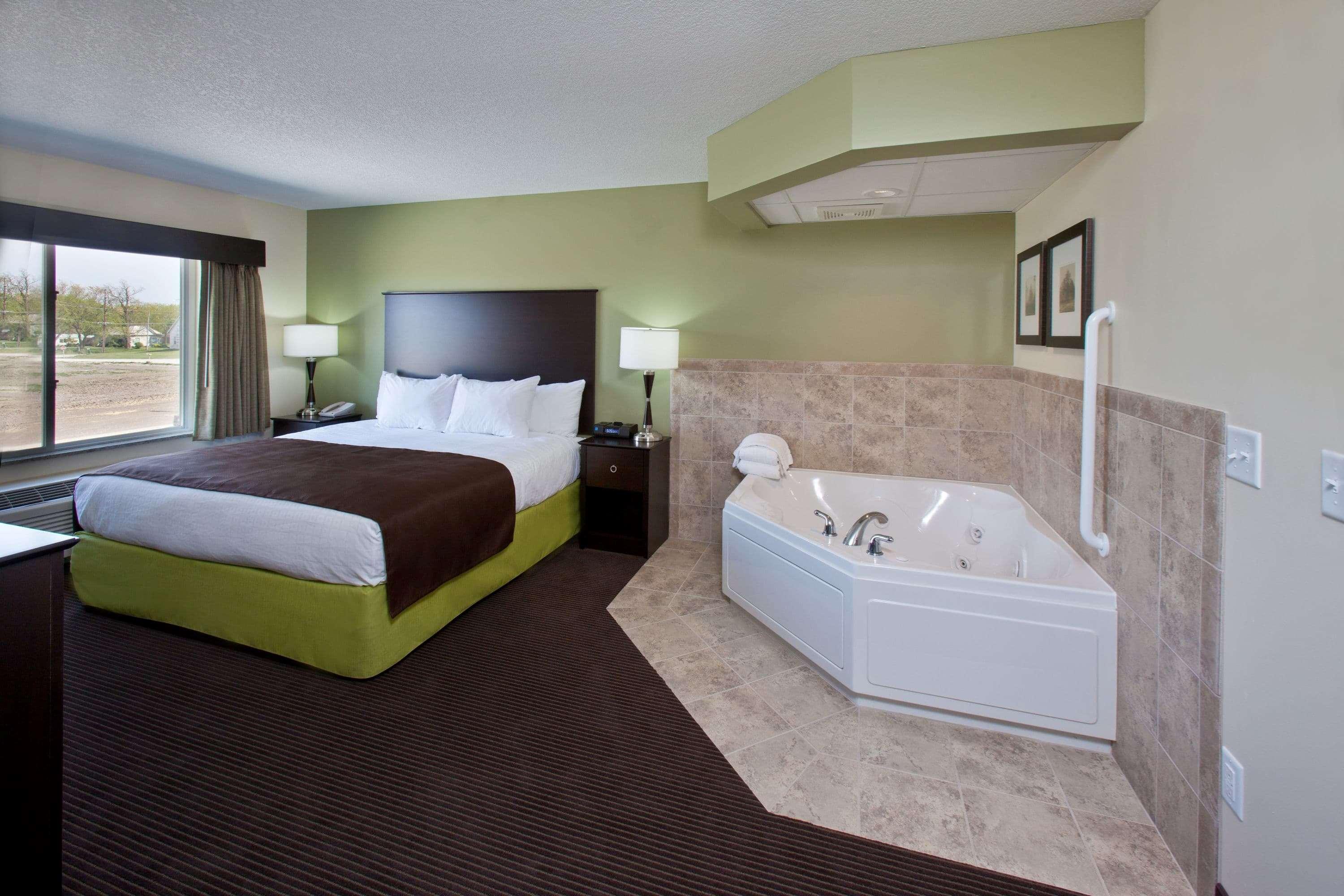 Americinn By Wyndham Fairfield Extérieur photo