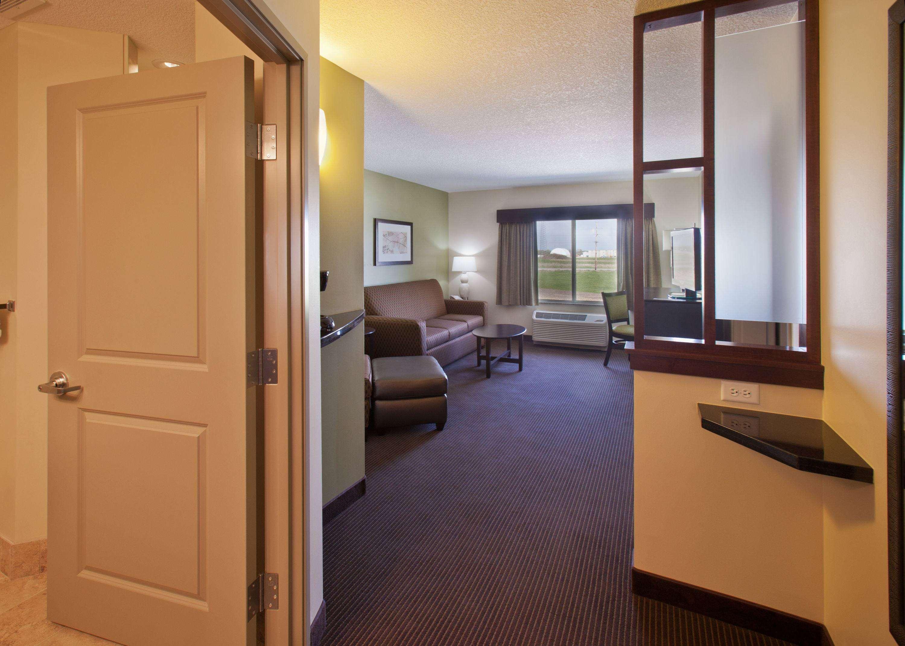 Americinn By Wyndham Fairfield Extérieur photo