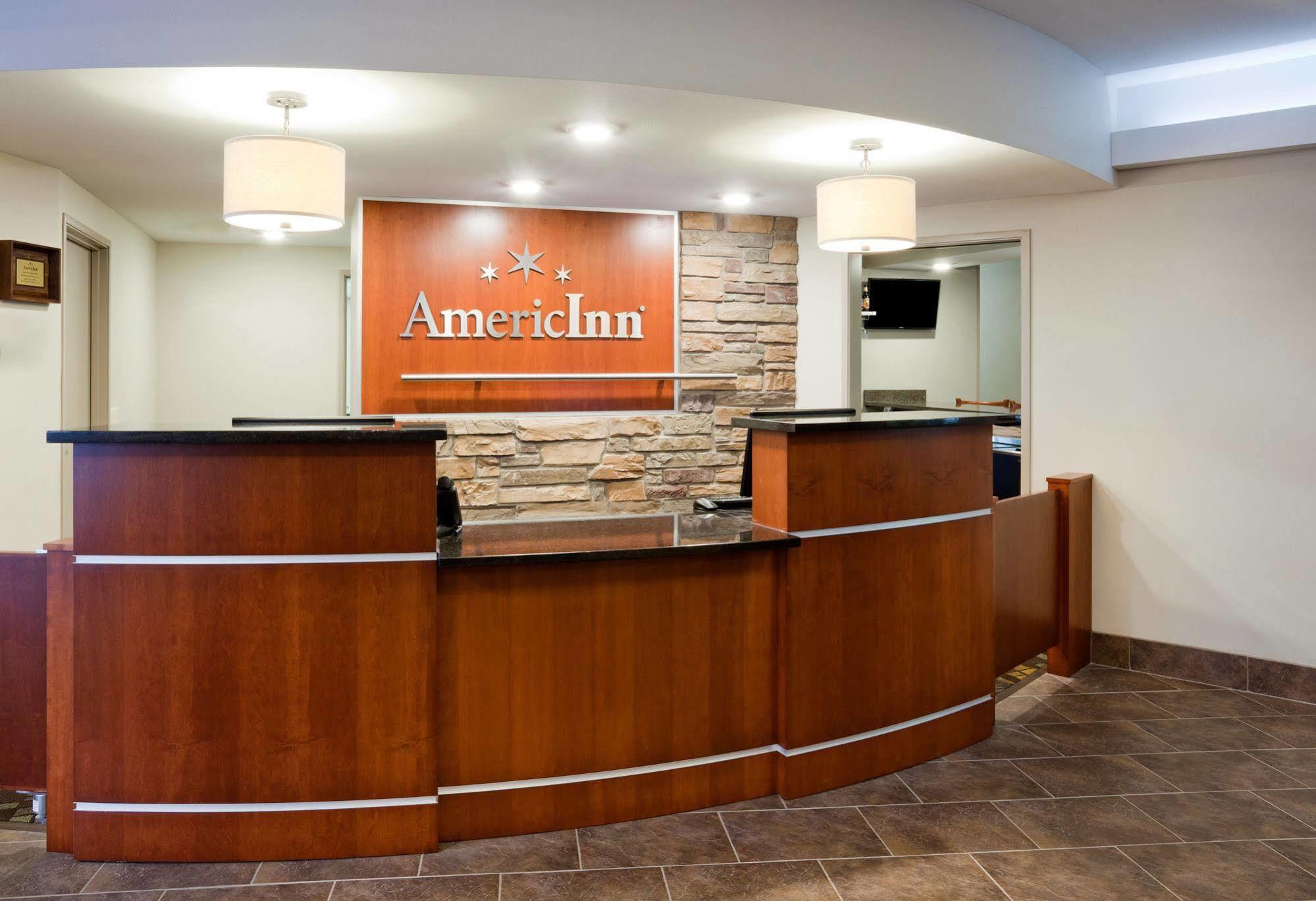 Americinn By Wyndham Fairfield Extérieur photo